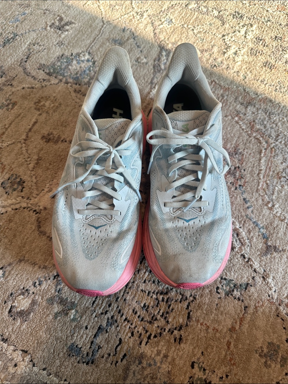 Hoka Clifton 10 size 10.5